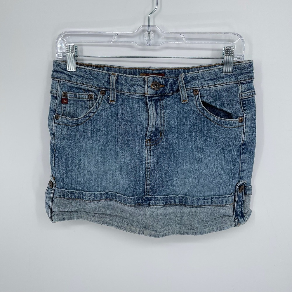 L.E.I. Women's‎ Y2K Blue Cuffed Hem Stretch Mini Denim Jean Skirt Size 9 Juniors